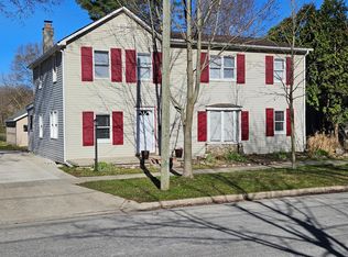 167 N Monroe St, Rockford, MI