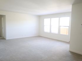 61 El Portal Dr, Greenbrae, CA