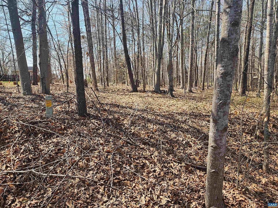 2nd image of 28 Jennings Dr