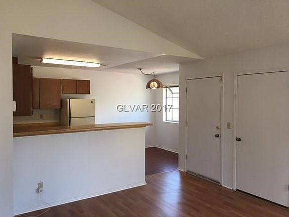 4th image of 4634 Tracylynn Ln APT C