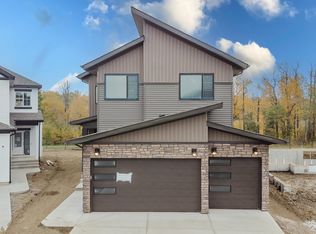 21112 26th Ave NW, Edmonton, AB T6M1P5