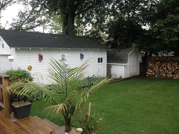 3rd image of 510 Wood St