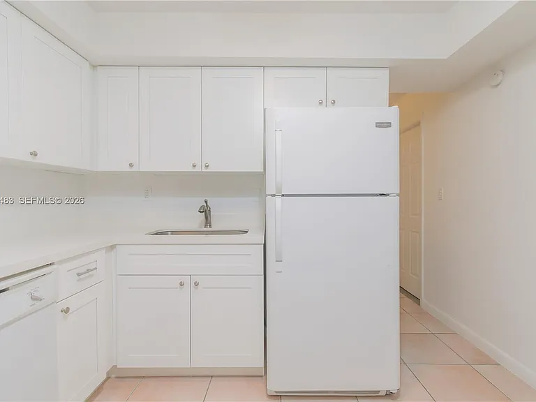 3912 Ponce De Leon Blvd #1 — Photo 9