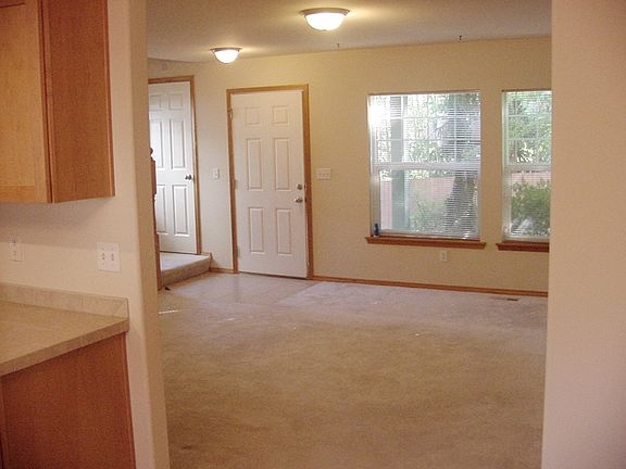 4th image of 3421 159th St SW #B