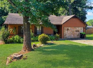 5687 Pine Meadows Ct, Morrow, GA 30260