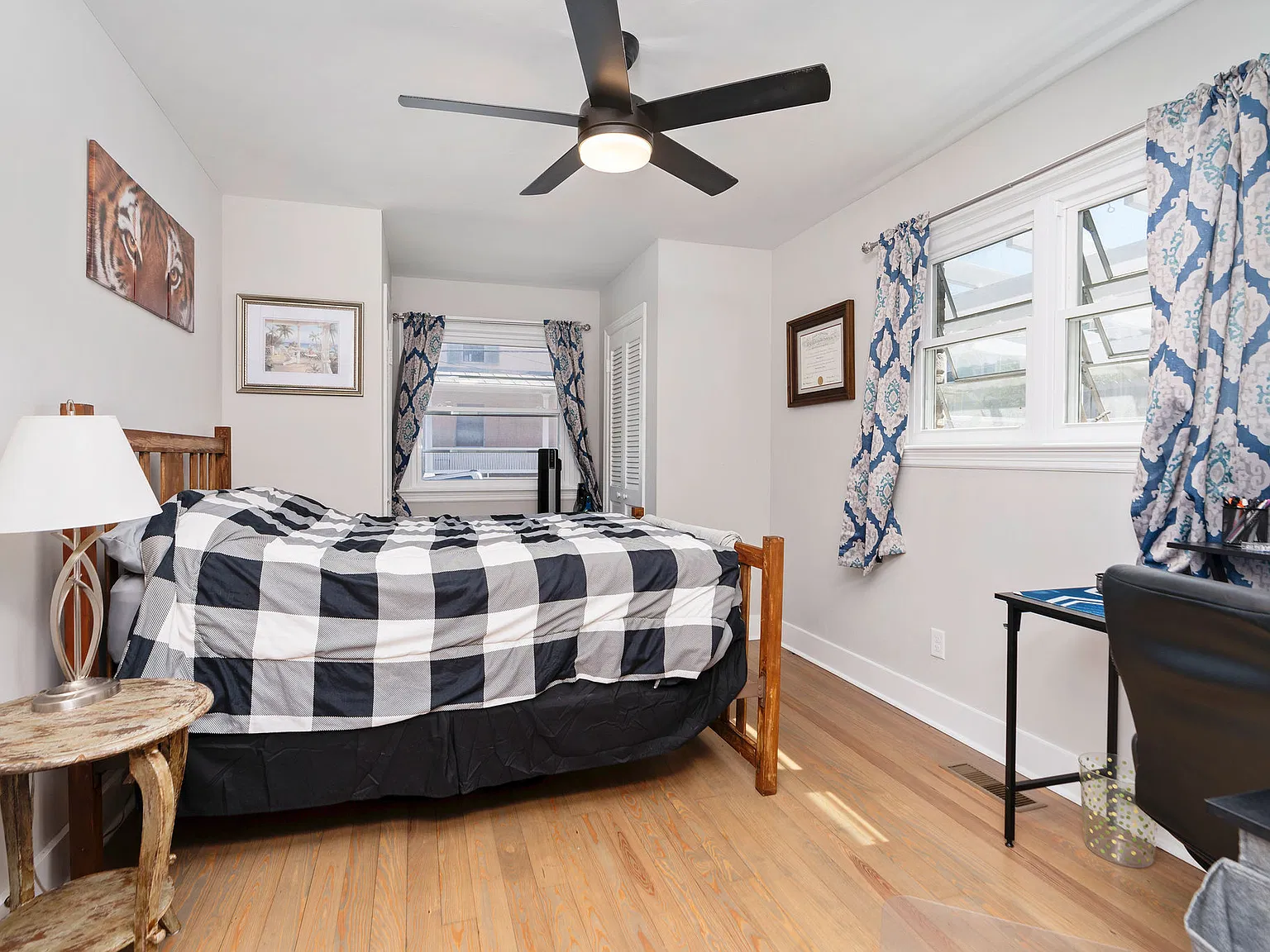 2 bed, 1000 sqft, $1,495 — Photo 3