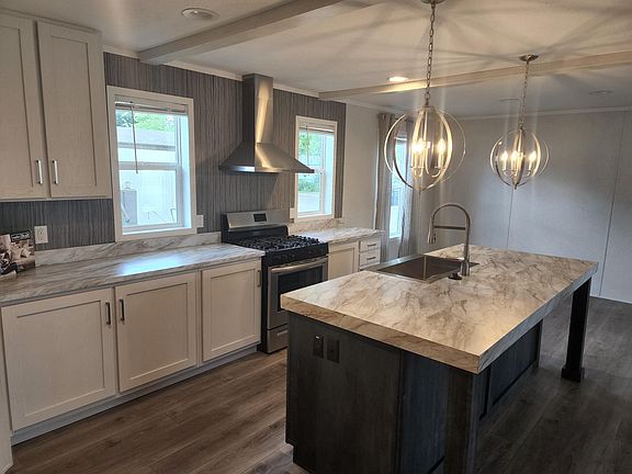 4th image of 714 Mill St Site # 58