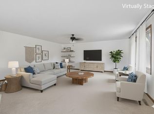 1616 Southlawn Dr, Des Moines, IA 50315