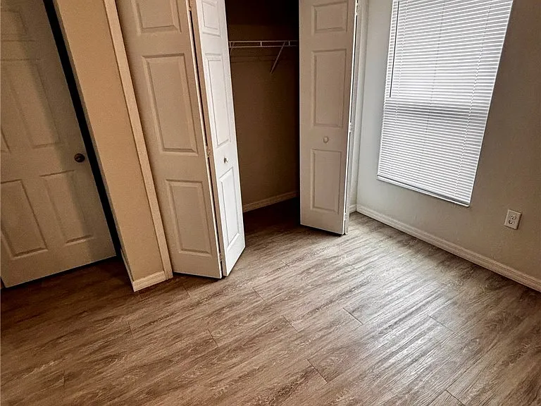 9437 N Travis Dr — Photo 10
