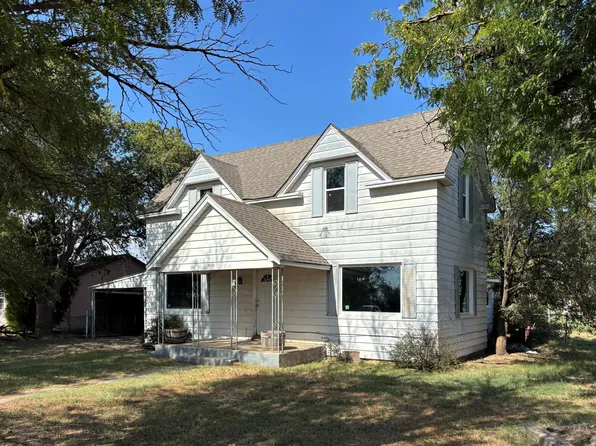 816 N Maple St, Stratford, TX 79084