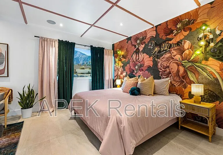 2325 N Girasol Ave — Photo 14