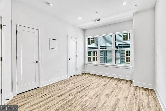 11236 Bunsen St — Photo 26