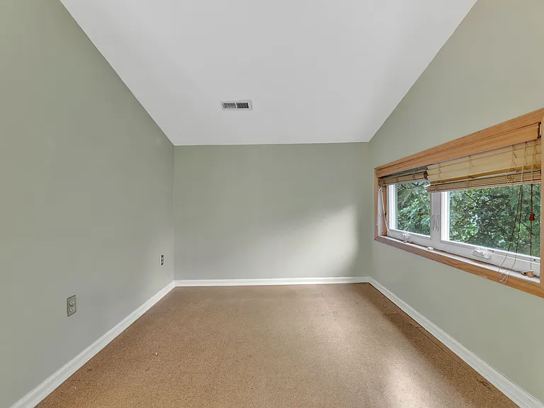 3051 N St SE — Photo 12