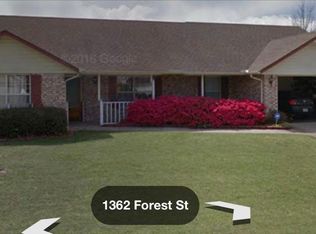 1362 Forest St, Springdale, AR 72764
