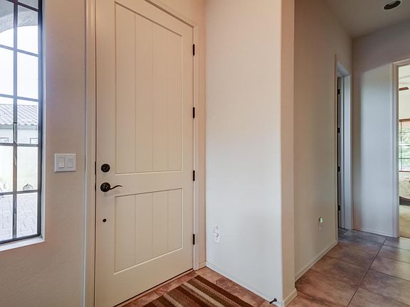 4th image of 8832 E Ivy Cir