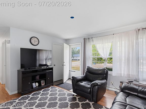 4th image of 333 Lafayette Blvd