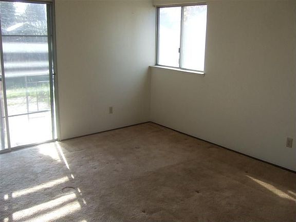5th image of 7292 Jenna Way