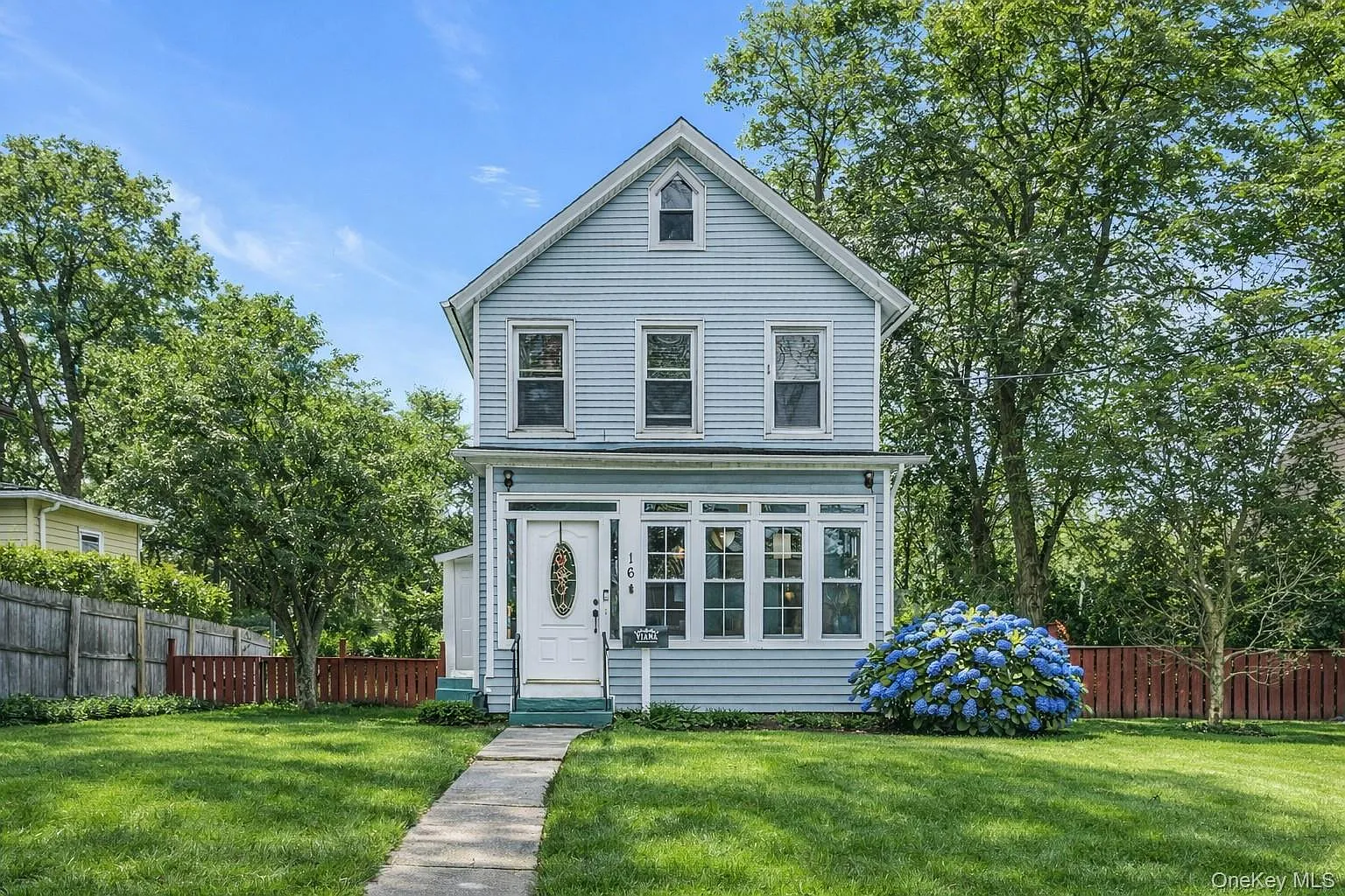 16 Altamont Avenue photo 1
