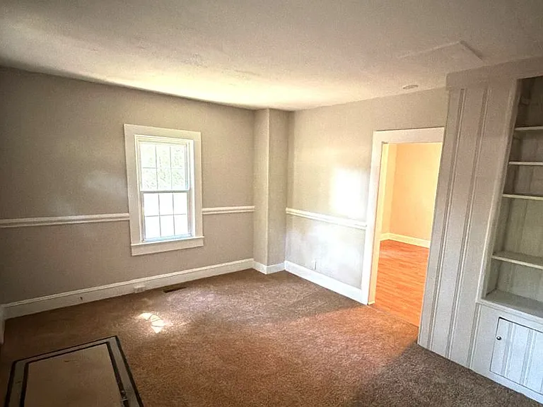 3516 Eastway Dr — Photo 3