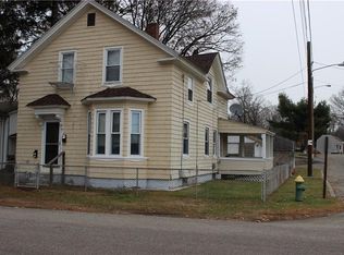 34 Merino St, Johnston, RI 02919