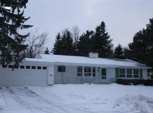 2501 S Arcadia Rd, Sioux Falls, SD 57105