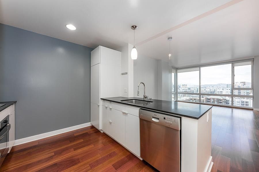 1st image of 501 Beale St Unit 14G