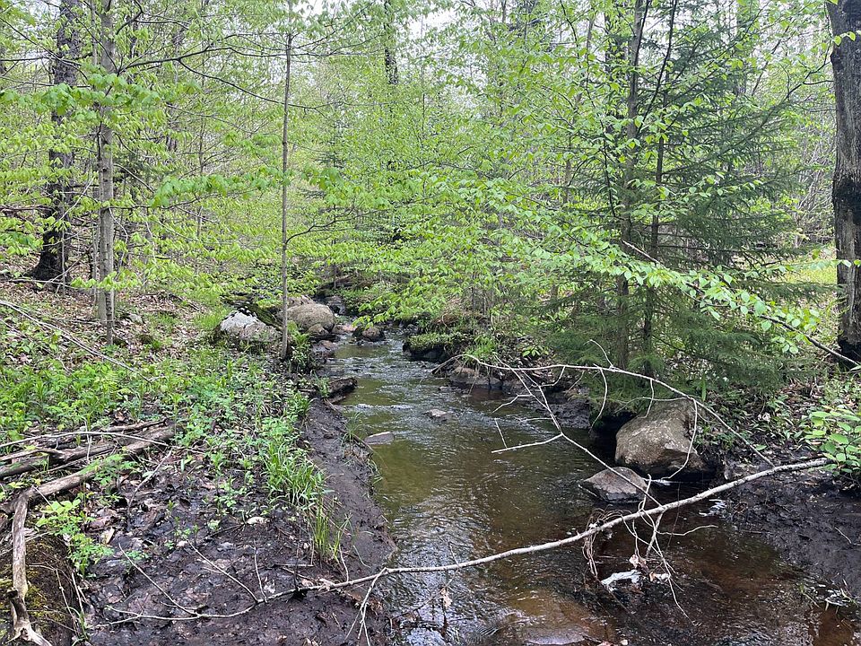 19th image of Laplante Rd