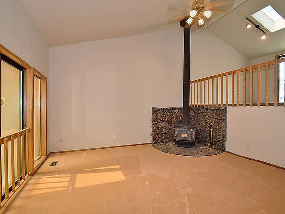 3rd image of 10813 N Humboldt Dr