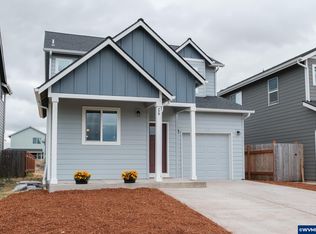 779 S 15th St, Philomath, OR 97370