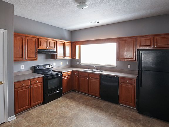4th image of 1479 Riverrock Trl