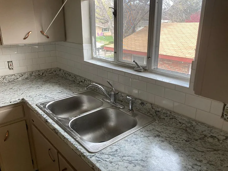 4445 Comanche Dr #3 — Photo 4