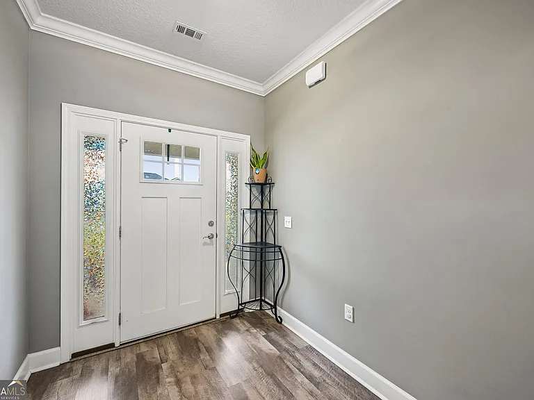 156 Verano St — Photo 11