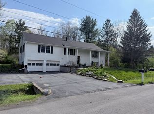 33 Meadowlark Dr, Ithaca, NY 14850