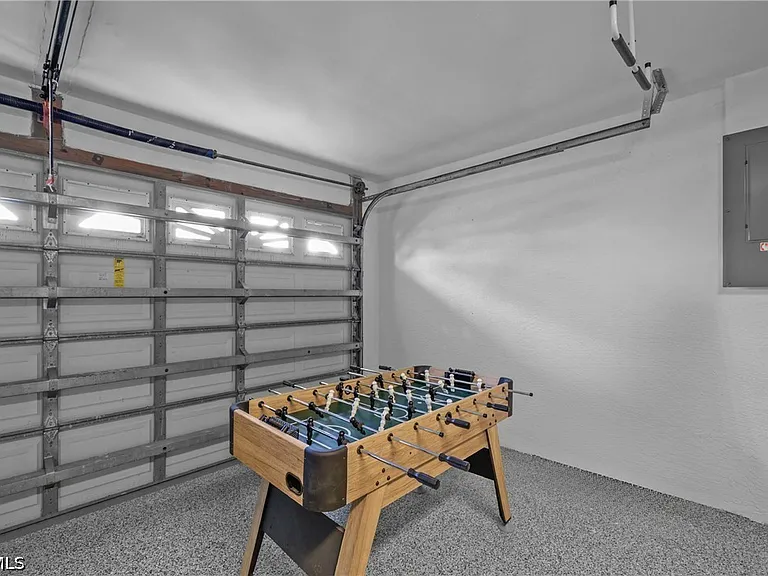 2423 Everest Pkwy — Photo 33