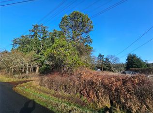 4299 Blenkinsop Rd, Saanich, BC V8X2C3