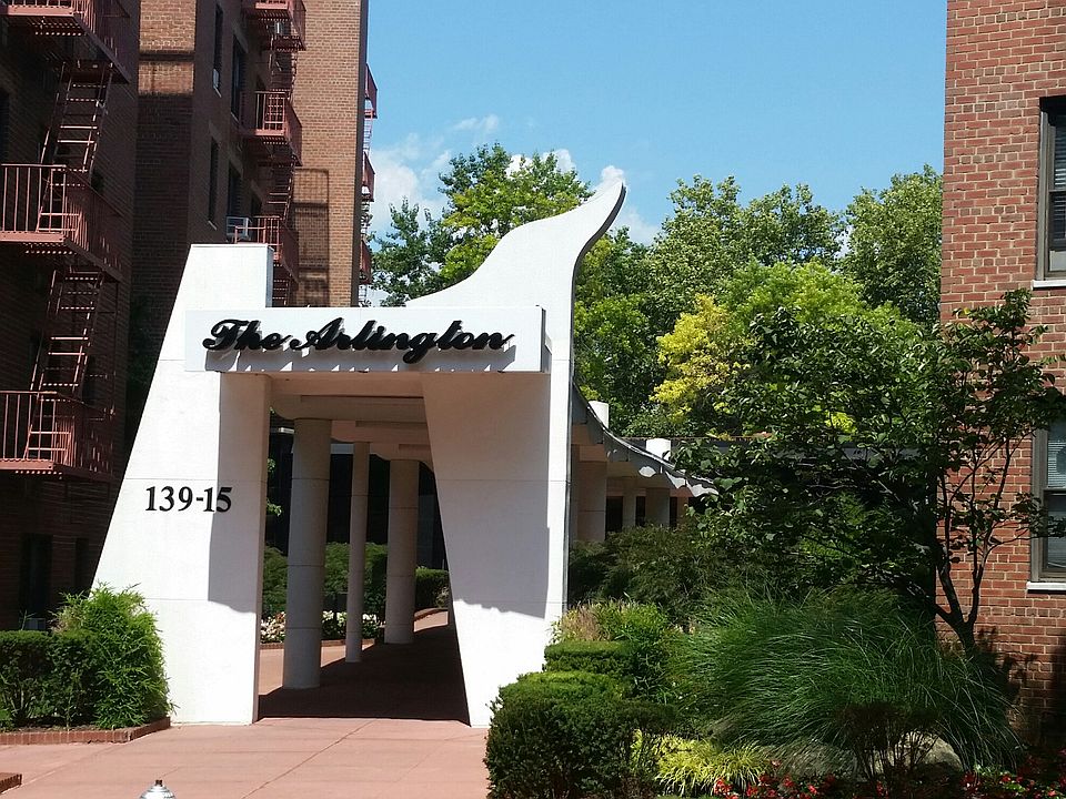 1st image of 13915 83rd Ave APT 724