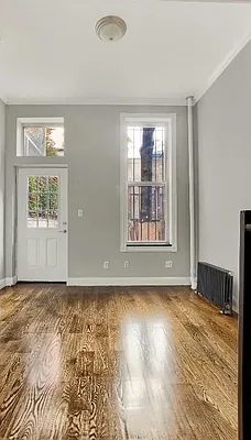 Rented by Rapid Realty Forest Hills | media 13