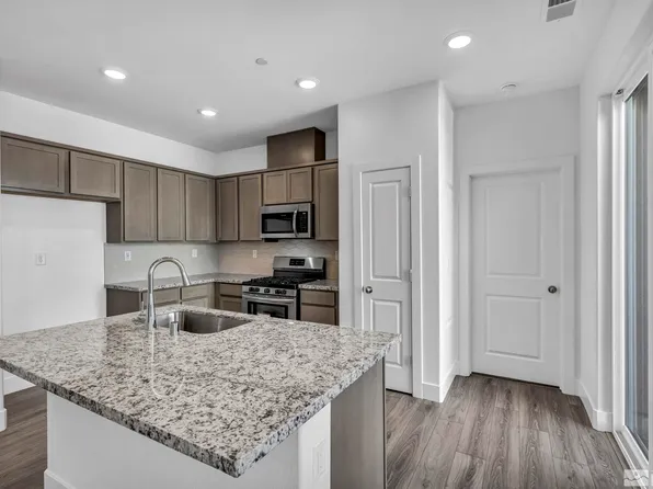 3634 Pulsar Ln #1, Carson City, NV 89705