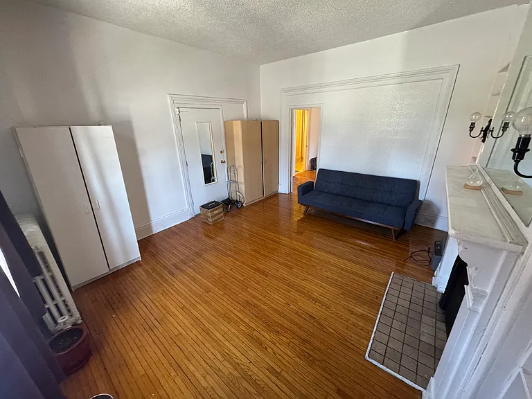 125 King St E — Photo 12