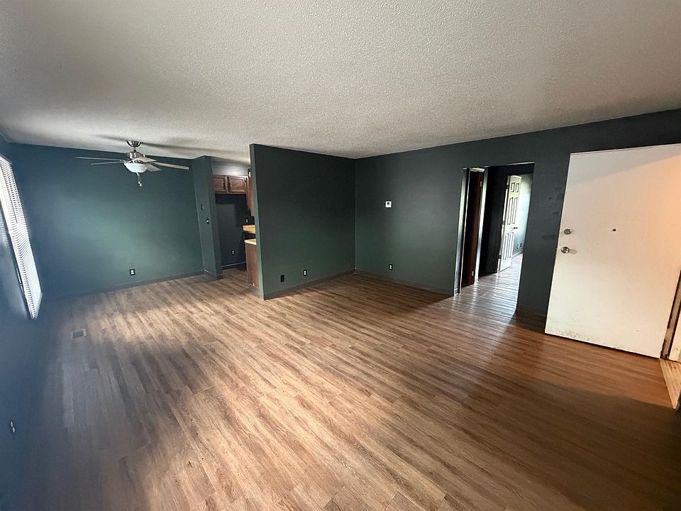 1st image of 1215 N Maple St APT 1
