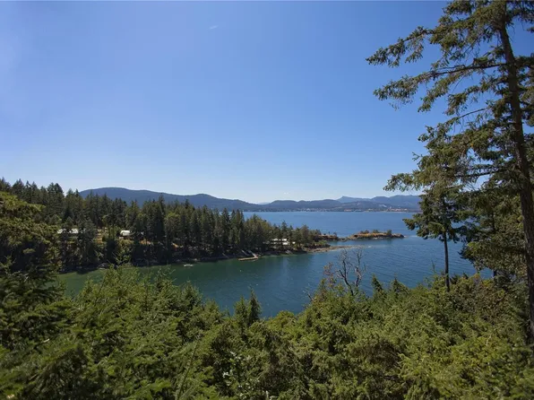 155 Mountain Park Dr, Saltspring Island, BC V8K 1G3