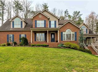 7798 Gladwell Ln, Rockingham, VA 22802