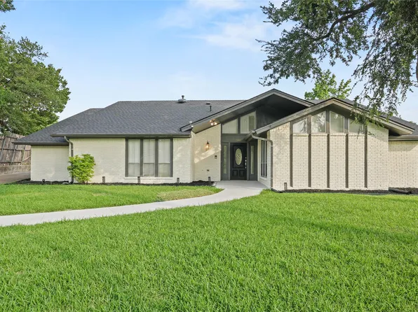 1902 Wiggs Way, Garland, TX 75043