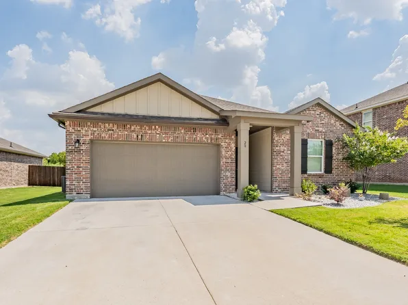 29 Glen Crossing Rd, Edgecliff Village, TX 76134