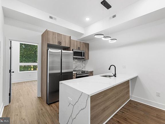5th image of 3934 W Girard Ave #B202
