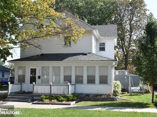 712 Main St, Iowa Falls, IA 50126