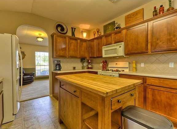 3rd image of 1501 Vanilla Bean Dr