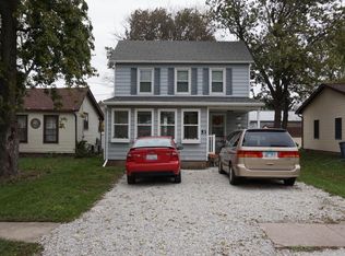 53 W 5th St, El Paso, IL 61738