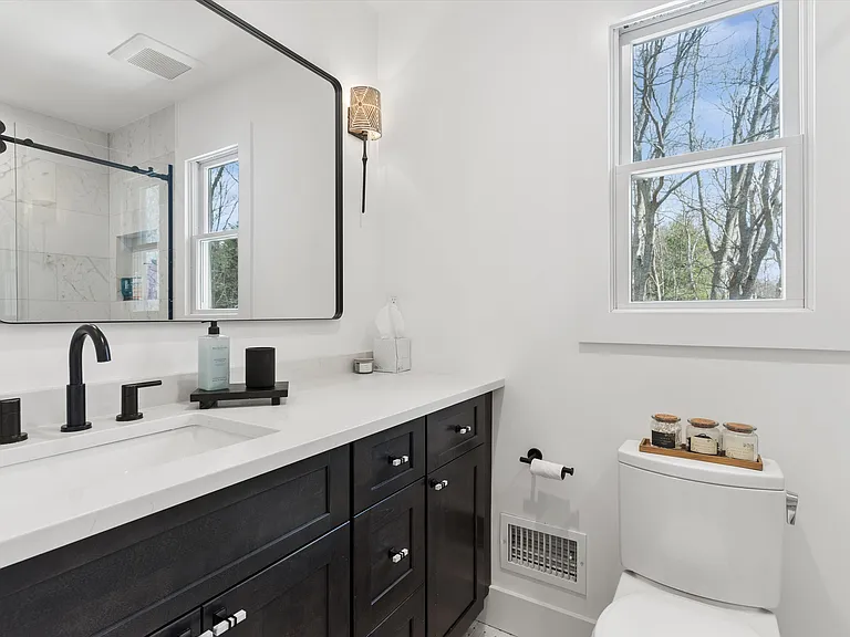 502 Springs Fireplace Rd — Photo 18