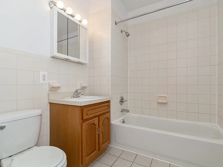 276 W 119th St #4C — Photo 5